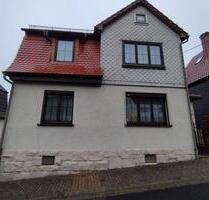 Einfamilienhaus in Geraberg - 155.000,00&nbsp;EUR Kaufpreis, ca.&nbsp; 120,00&nbsp;m&sup2; in Geratal (PLZ: 99331) Geraberg