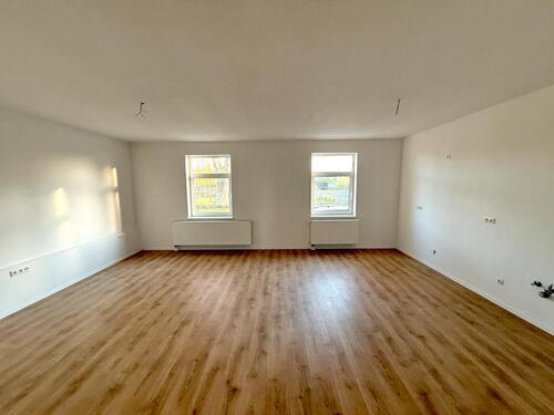 Foto - 4-Zimmerwohnung zur Vermietung - 1.200,00&nbsp;EUR Kaltmiete, ca.&nbsp; 120,00&nbsp;m&sup2;