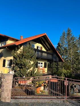 Foto - Einfamilienhaus am Wald mit einmaligen Blick!