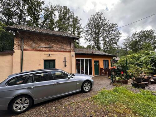 Foto - Einfamilienhaus mit Nebengebäuden