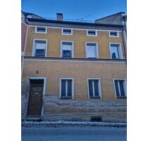 Reihenmittelhaus - 72.000,00&nbsp;EUR Kaufpreis, ca.&nbsp; 115,00&nbsp;m&sup2; in Waldmünchen (PLZ: 93449)