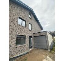 Neubau 4 Zimmer Wohnung - 1.615,00&nbsp;EUR Kaltmiete, ca.&nbsp; 105,00&nbsp;m&sup2; in Übach-Palenberg (PLZ: 52531)