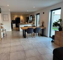 MAKLERFREI! Saniertes Einfamilienhaus (2020) in Niederwerrn