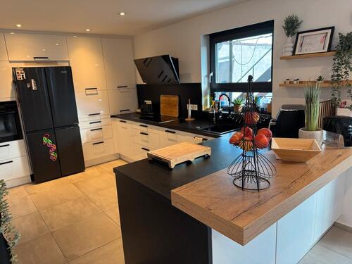 Foto - 4 Zimmer Doppelhaushälfte in Niederwerrn