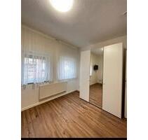 2- Zimmer Wohnung Nähe Porsche in Zuffenhausen zu vermieten - Stuttgart Neuwirtshaus