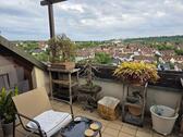 Foto - Sehr schöne, helle 4 Zi-DG Whg mit großer Loggia und Garage, in ruhiger Südlage von WÜ-Lengfeld