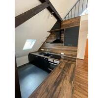 Großzügige 4,5- Zimmer-Dachgeschosswohnung mit offenem Wohnkonzep - Bochum Höntrop