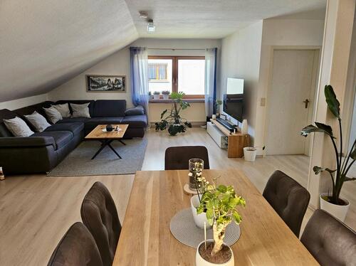 Foto - 3 Zimmer Dachgeschoßwohnung zur Miete in Külsheim