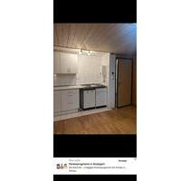 1-Zimmer Wohnung in Zuffenhausen an Frauen zu vermieten - Stuttgart Neuwirtshaus