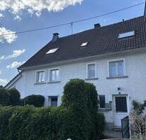 Doppelhaushälfte ca. 120m² Wfl. 550m² Grst. in Dorflage Nümbrecht