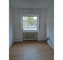 Schöne 2 Zimmerwohnung in Bielefeld -Senne - Halle