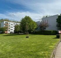Großzügige 4,5-Zimmer-Eigentumswohnung mit Loggia und Einbauküche - Essen Stadtbezirk VI