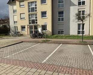 Sie haben immer noch keinen Parkplatz gefunden? Stellplatz in der Otto-Dill-Str. in Neustadt frei! - Neustadt an der Weinstraße