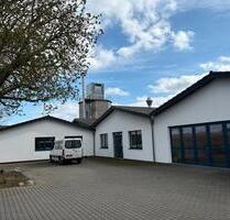 Miete Top Gepflegte Produktions-&Lagerhalle - 2,50€ je m² 1300 m² - Stemwede