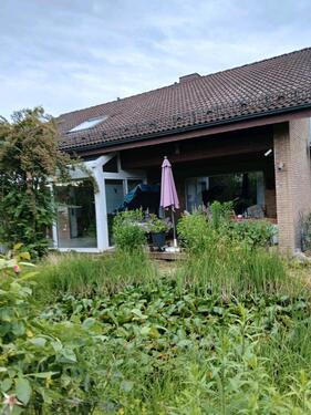 Foto - Einfamilienhaus mit ELW in Saulheim