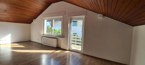Foto - 4-Zimmerwohnung, 90qm,, Dachgeschoss, Miete