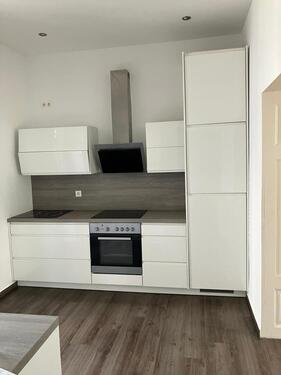 Foto - Sanierte helle 2 Zimmerwohnung, zentral gelegen in LU-Süd