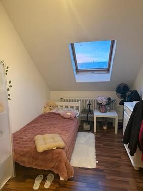 Foto - Ein Zimmer ist in einer 2-Personen-Wohngemeinschaft verfügbar.