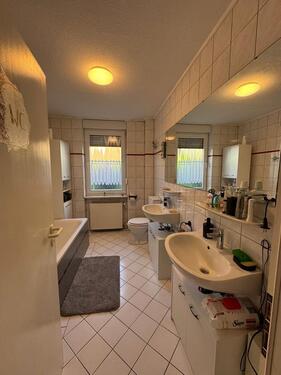 Foto - Erdgeschosswohnung mit Einbauküche