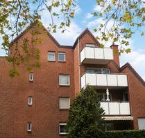 3 Zimmer Wohnung mit 2 Balkonen, Stellplatz, Keller - Osnabrück Gretesch