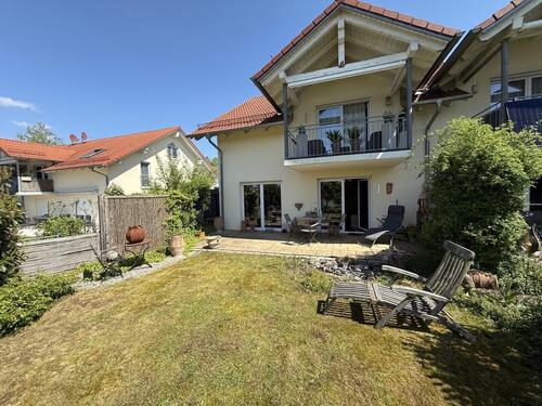 Foto - Herrliche 3-Zimmer-Wohnung EG mit 150m2 Garten