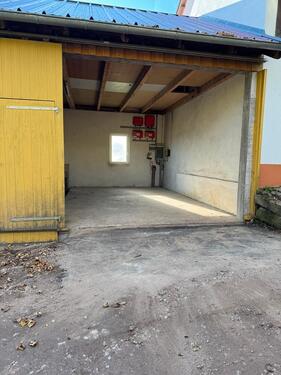 Foto - Garagenstellplatz (Wohnwagen, Auto…)