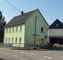EINFAMILIENHAUS AM BACH NÄHE „Karls Erlebnisdorf“ - Ostrau EINFAMILIENHAUS AM BACH NÄHE „Karls Erlebnisdorf“ - Ostrau