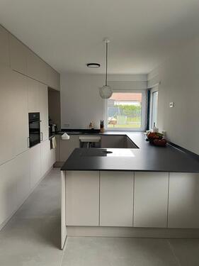 Foto - Frisch sanierte Doppelhaushälfte in ruhiger Lage (2. Reihe)