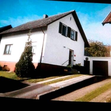 Foto - 1-2 Familienhaus freistehend, TOP Wohnlage Homburg Jägersburg