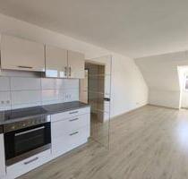 Traumhafte 3-Raumwohnung im Dachgeschoss in Tonna (902.1402)