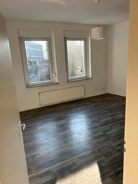 Foto - Helle 2-Zimmer-Wohnung mit Tageslichtbad