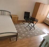1 Möbl. Zimmer .Interesse? Tel.: 020384730 Kein Jobcenter - Duisburg Laar