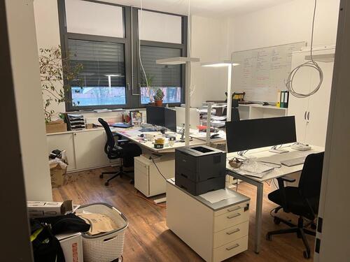 Foto - Firmenräume zu vermitten - 2.152,00 EUR Kaltmiete, ca.  113,00 m²