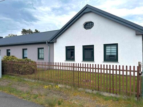 Foto - 7 Zimmer Bungalow zum Kaufen in Lauchhammer