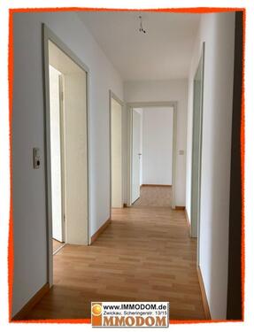 Foto - 3-Zimmer-Wohnung mit Personenaufzug in Zwickau zu vermieten!