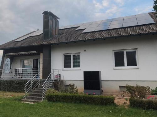 Foto - Haus bei Bamberg: Bungalow mit PV, WP, XXL-Garten & Zuschuss