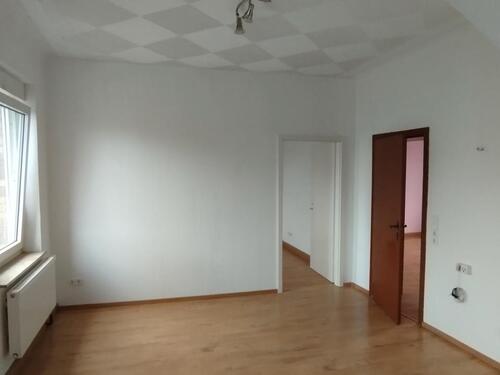 Foto - Charmante 3 Zimmer Wohnung mit großem Garten zu vermieten