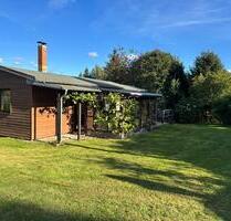 Wochenendgrundstück mit Bungalow am Fuße des Valtenbergs - Neukirch/Lausitz