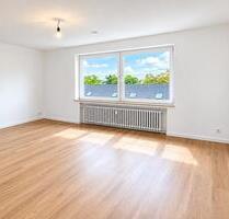 Wunderschöne, sanierte 3 Zimmer Wohnung mit Balkon - Moers Rheinkamp