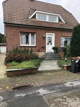 Foto - Zweifamilienhaus mit Garten - 480.000,00 EUR Kaufpreis,