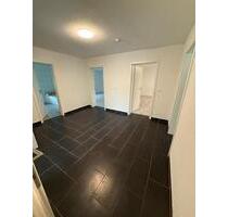 Großzügige 5 Zimmerwohnung - 1.750,00&nbsp;EUR Kaltmiete, ca.&nbsp; 184,00&nbsp;m&sup2; in Aalen (PLZ: 73433) Attenhofen