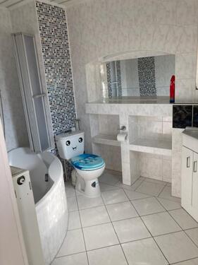 Foto - 3-Raum Wohnung im Erdgeschoss - 760,00&nbsp;EUR Kaltmiete, ca.&nbsp; 95,00&nbsp;m&sup2;