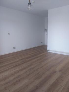 Foto - Single-Apartment, EBK & Balkon - 56070 Koblenz, Neuendorfer Str.