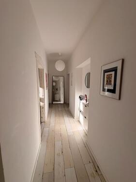 Foto - Moderne Altbauwohnung ab April 2 ZKB + Balkon