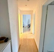 Helle Dachgeschosswohnung in ruhigem 4-Familienhaus - Völklingen