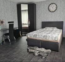 Möblierte Zentrale Wohnung|50qm2Z+Küche|kostenlos parken+ÖPVN - Duisburg