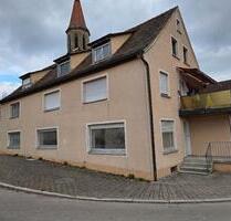 Verkaufe 5-Familienhaus in Wieseth - EG kernsaniert