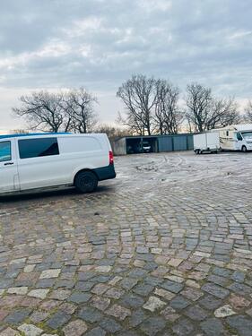 Foto - Stellplätze für WohnwagenMobile, Boote und dergleichen