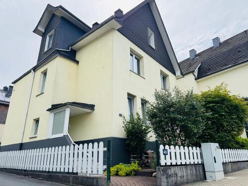 Foto - Helle WG noch 4 Zimmer übrig - 300,00 EUR Kaltmiete,