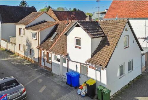 Foto - 2 Familien Haus - 380.000,00 EUR Kaufpreis, ca.  180,00 m²